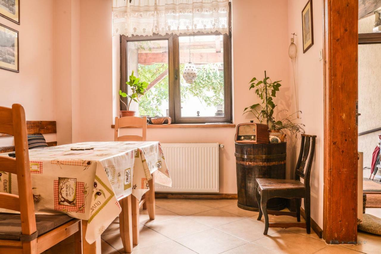 Mango Rooms Brasov Exterior photo