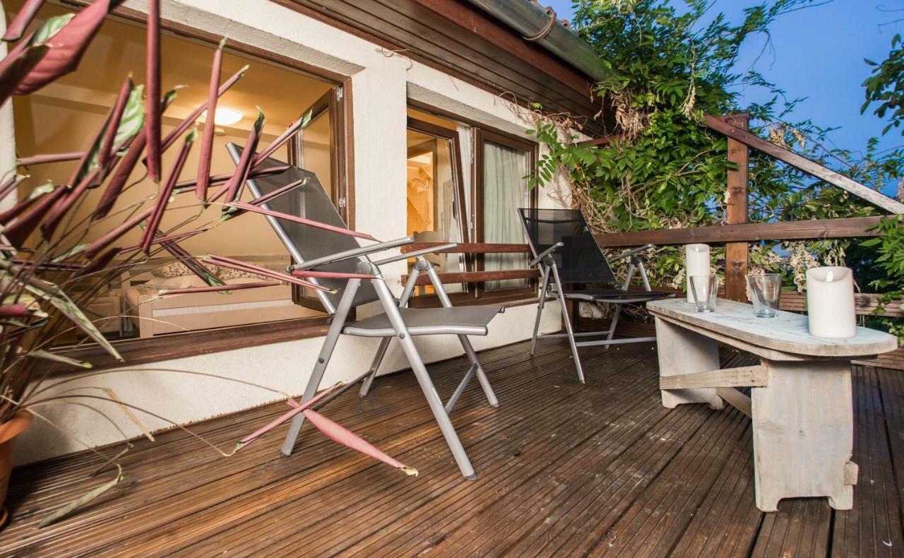 Mango Rooms Brasov Exterior photo